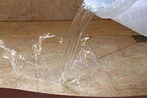 新民漏水维修 免砸砖防水材料该如何施工